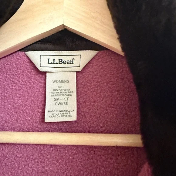 LL Bean Womens Fleece Vest Berry Pink Faux Fur Collar Full Zip Petite S Gorp - Picture 4 of 6